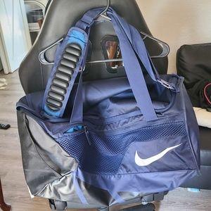 Nike duffle bag